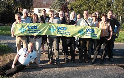 VCD-Gruppe in Nilkheim am Gleis